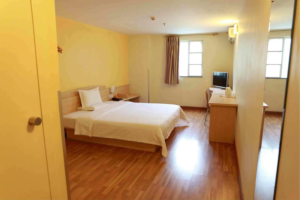 7Days Inn Dali Railway Station Quarto foto