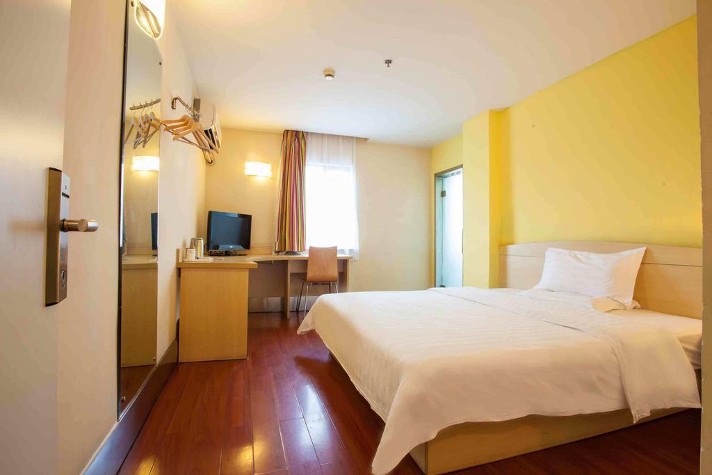 7Days Inn Dali Railway Station Quarto foto
